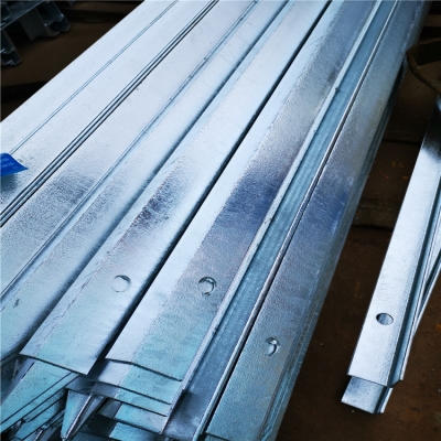 熱鍍鋅扁鋼采購注意事項有什么？